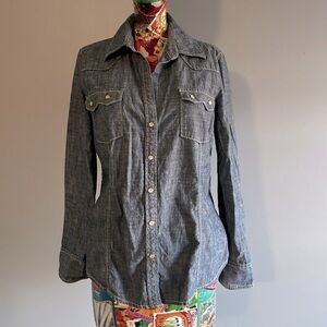 Banana Republic Western Long Sleeve Denim Shirt with Pockets and Pearl Buttons